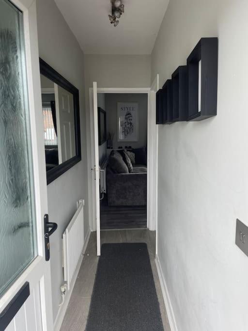 Fantastic Full 3 Bedroom Modern Apartment Belfast Dış mekan fotoğraf